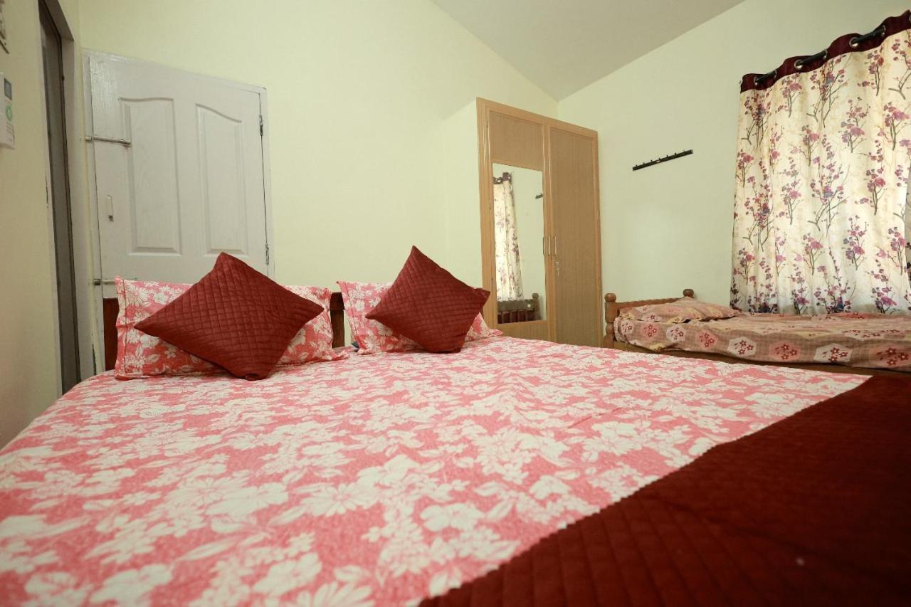 Toms Villa Along National Highway Thrissur At Nadathara Exterior foto